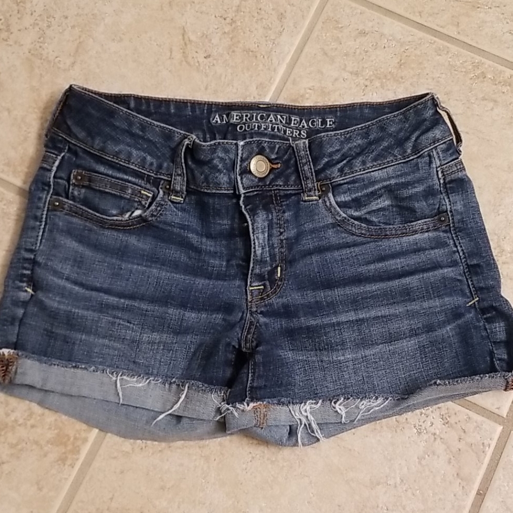 American Eagle denim shorts size 4 EUC